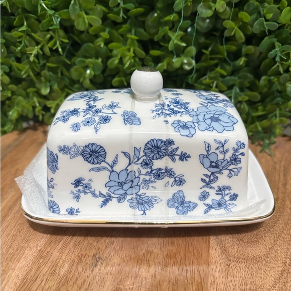 Blue Floral Butter Dish NWT - Picture 1 of 7